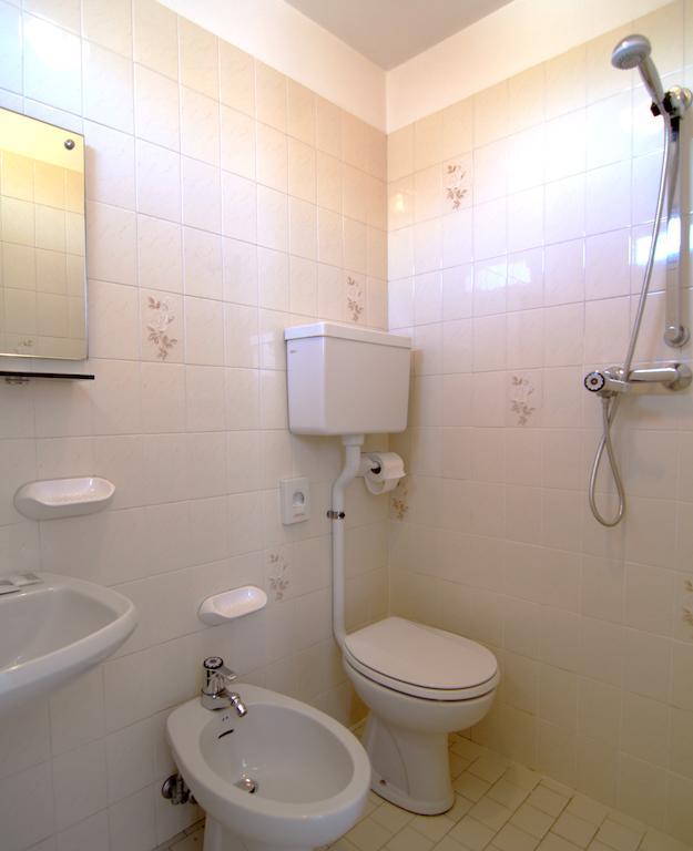 Hotel Villa Tua Riccione Szoba fotó